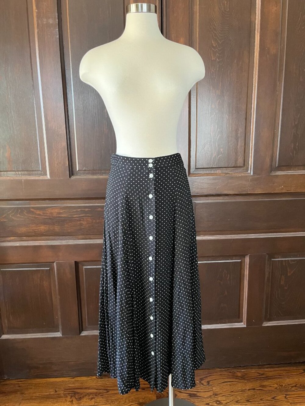 EXPRESS Vintage Maxi Skirt Sz S Black Polka Dots Button Front Rayon Made in USA - Picture 9 of 9